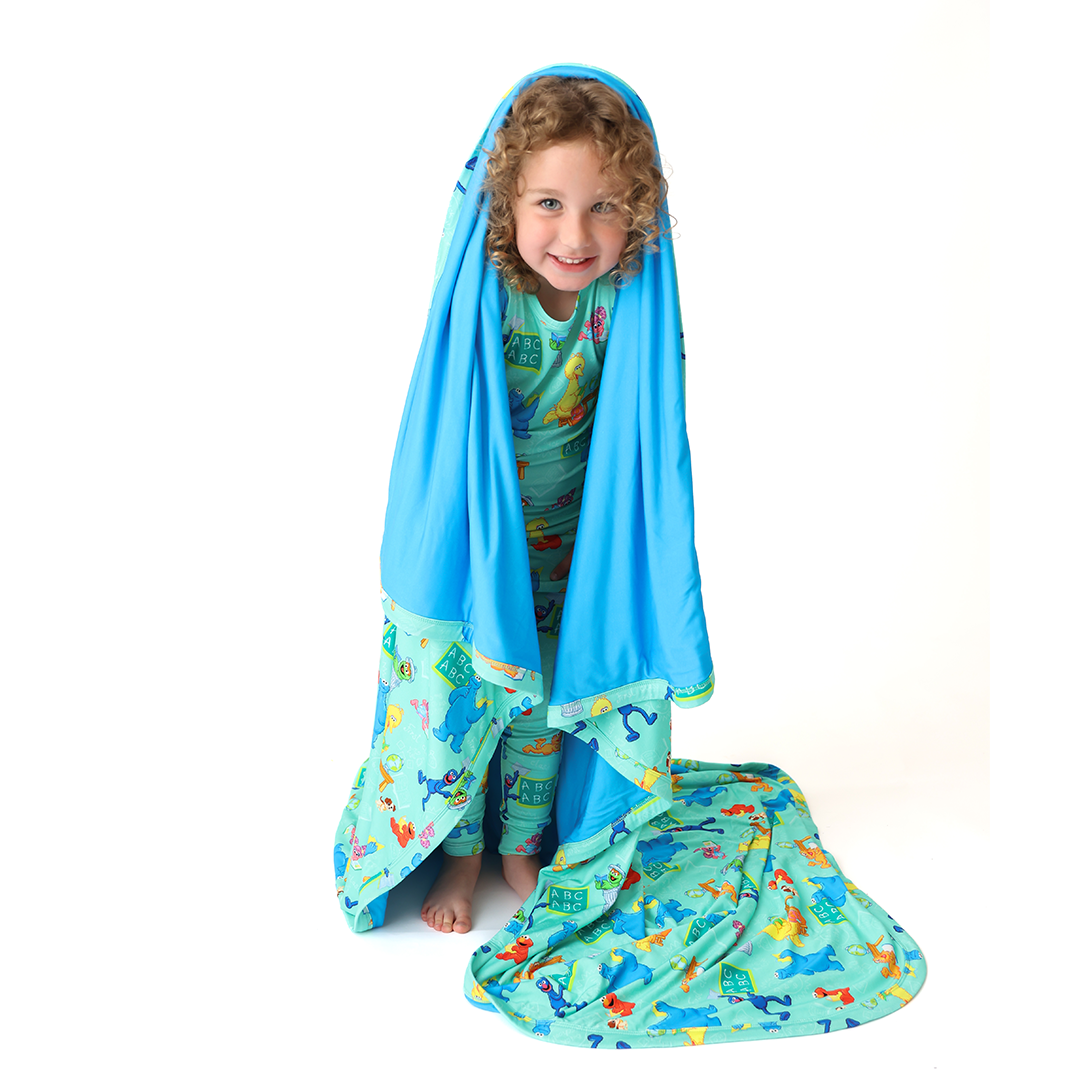 Learning Is FUN Bamboo Adult Blanket (50x65) | Sesame Street