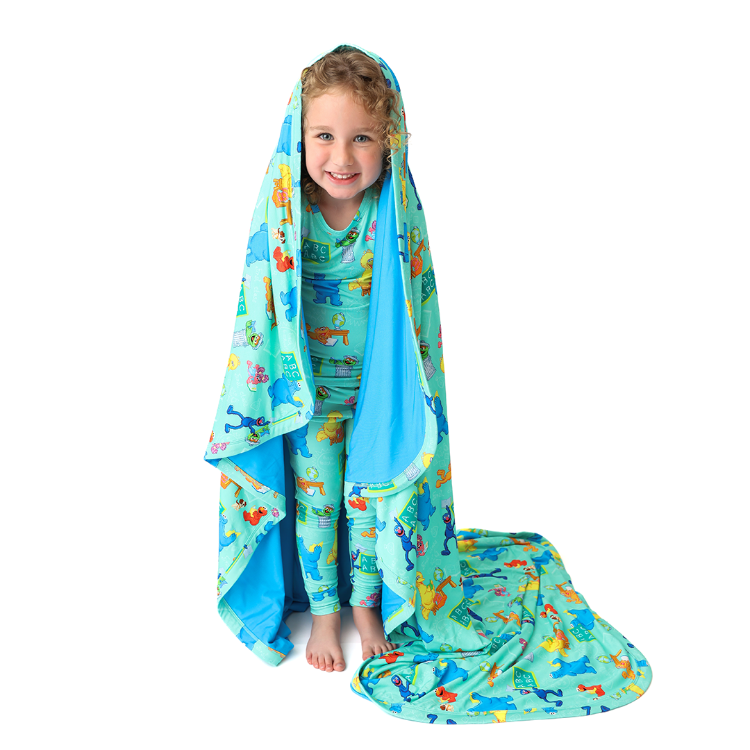 Learning Is FUN Bamboo Adult Blanket (50x65) | Sesame Street