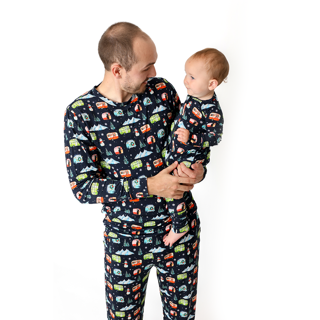 RV There Yet? Winter Edition Men's Lounge Set