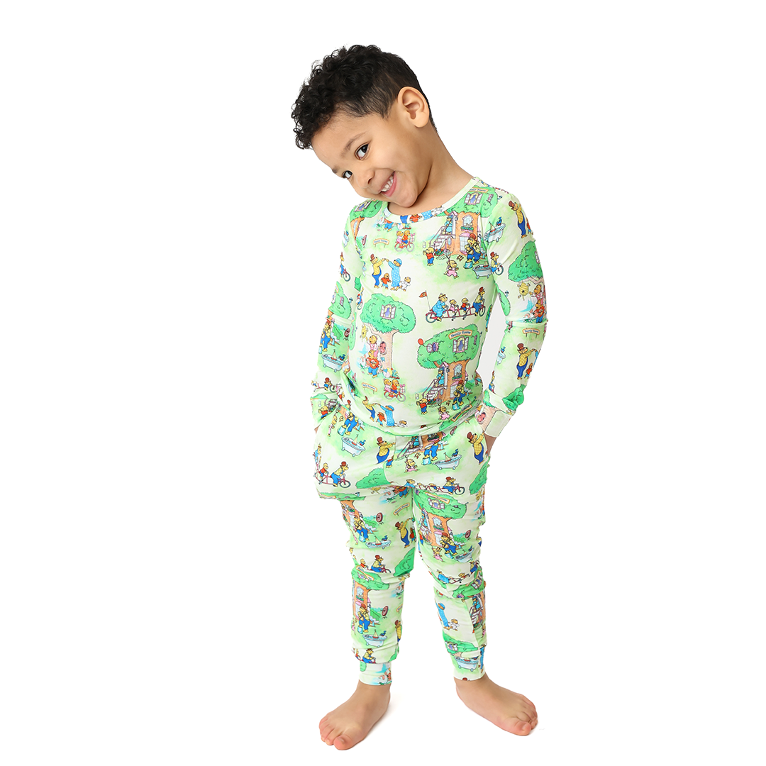 Family Forever Kids Two Piece Lounge Set | Berenstain Bears™