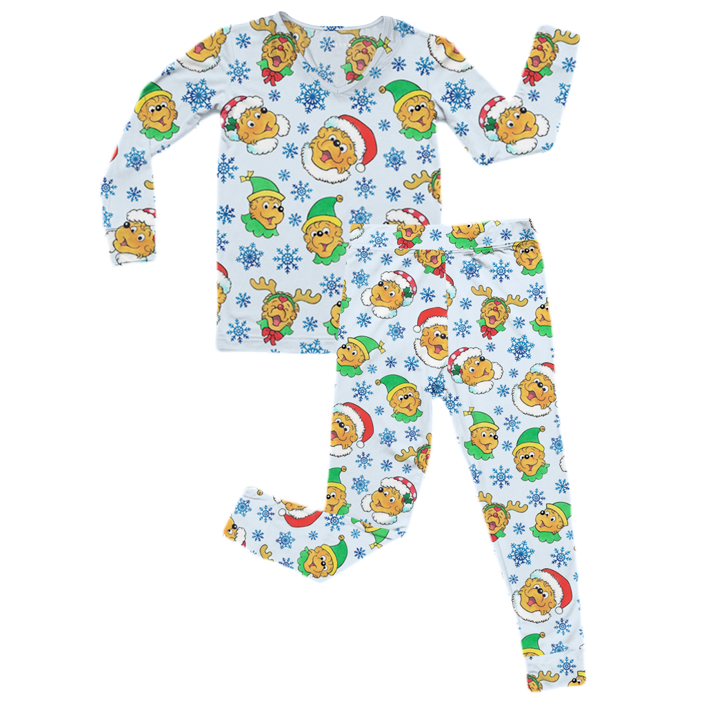 A Bear-y Merry Christmas Ladies Lounge Set  | The Berenstain Bears™