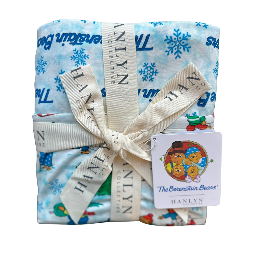 A Berenstain Bears™ Winter Kids Bamboo Blanket