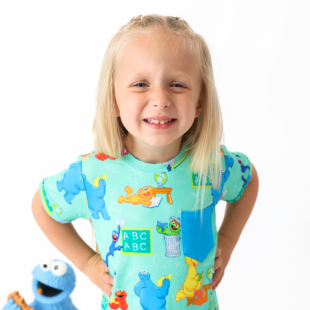 Learning Is FUN pocket t-shirt | Sesame Street