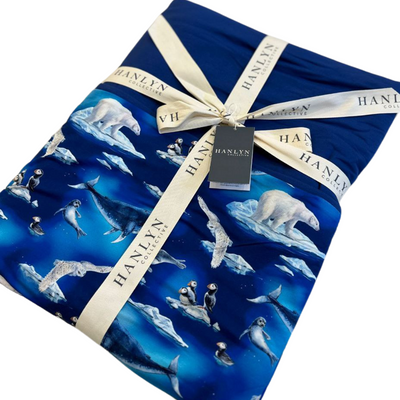 The Arctic Circle plushFamily Bamboo Blanket (50x65)